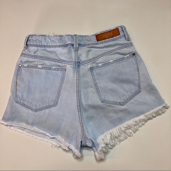 NWOT Zara High Rise Distressed Cutoff Jean Shorts - Picture 2 of 9